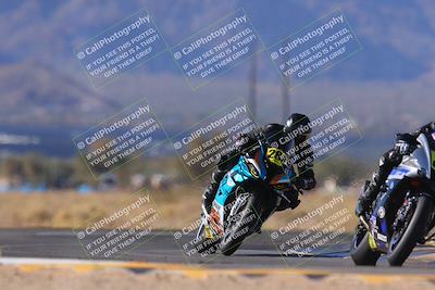 media/Dec-17-2023-CVMA (Sun) [[bf0c04832d]]/Race 2 Amateur Supersport Open/